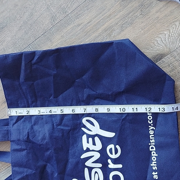 Disney Store Set of 2 Reusable  Shopping Bags - Picture 6 of 9